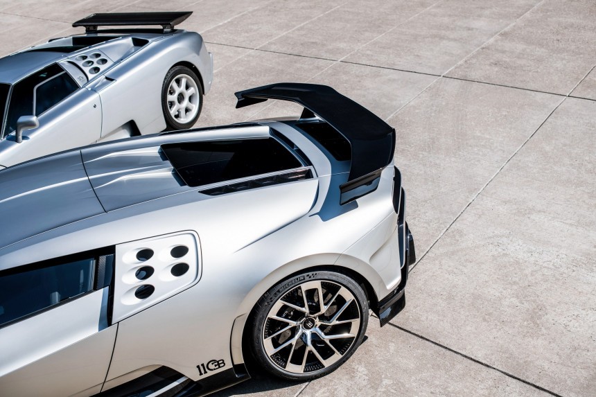 Bugatti en fibre de carbone