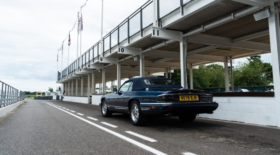 Essai rétro de la Jaguar XJS Cabriolet 1996 : Envie d'une bonne balade à Goodwood ?